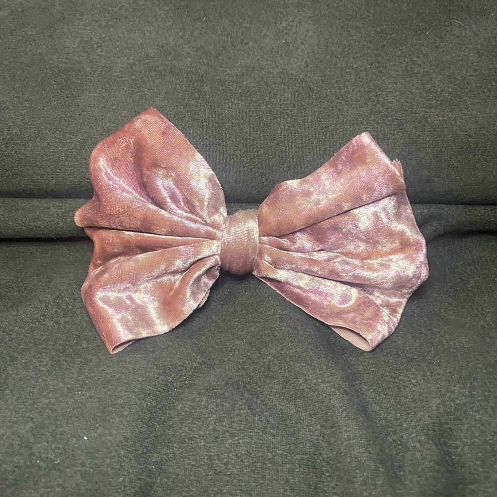 Little lopers big bow